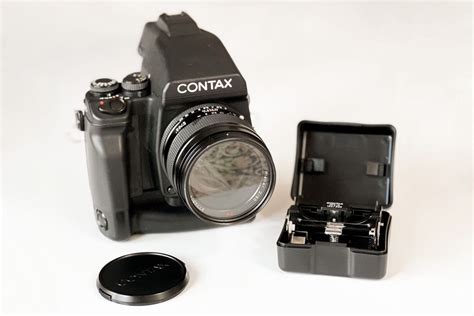 contax 645 review|Contax 645 Review: The Most Popular Film Camera for Wedding .